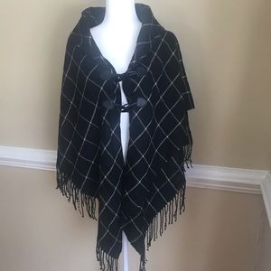 NWT Apt. 9 Black Poncho Cape With Fringe Black